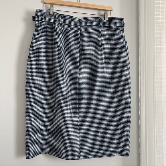 Ann Taylor Factory Blue and White Pencil Skirt - Picture 4 of 6